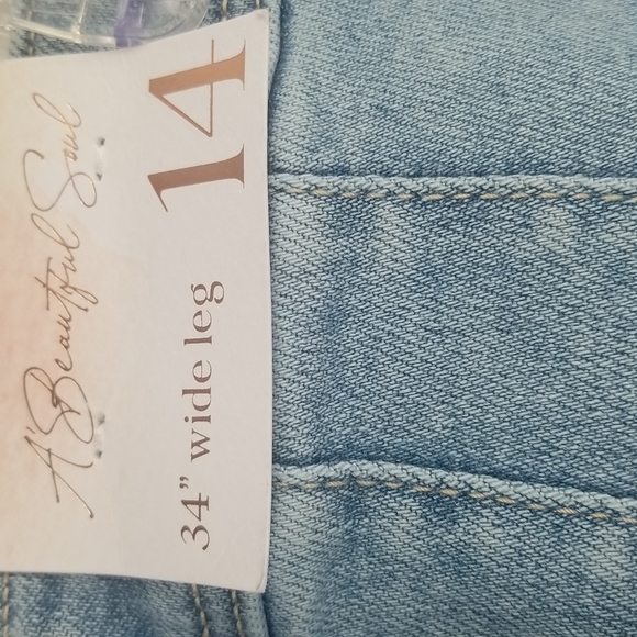 A Beautiful Soul 34" Wide Leg Blue Jeans - Picture 2 of 13